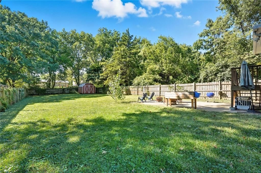 5904 Stearns Street — photo 25