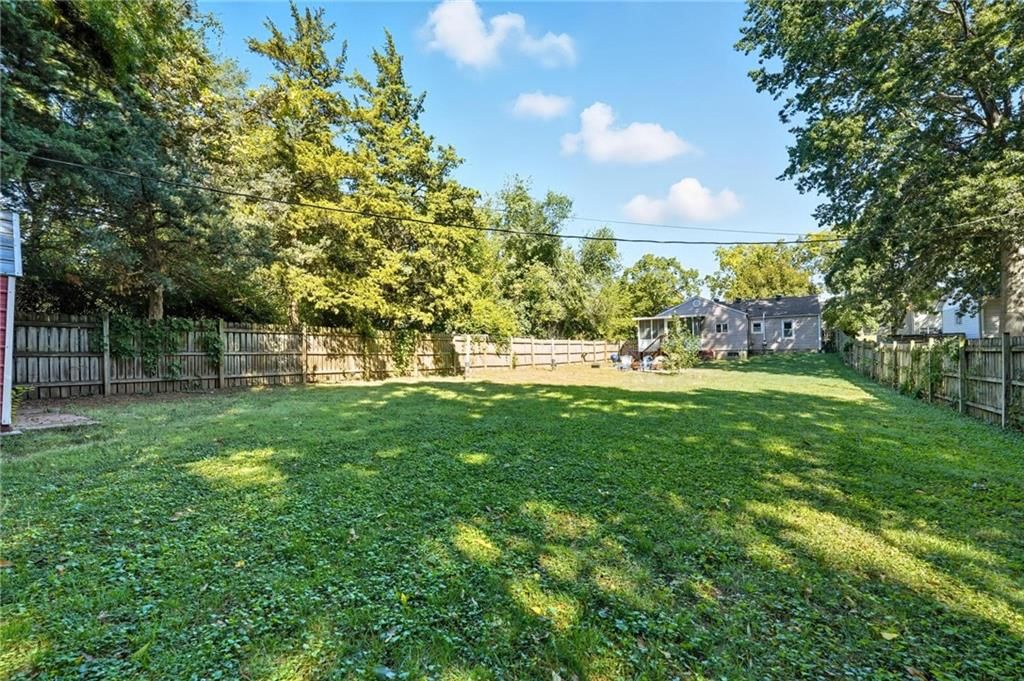 5904 Stearns Street — photo 26