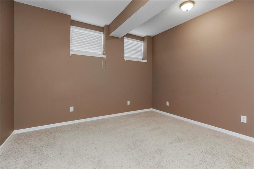 809 NW Poplar Court — photo 31