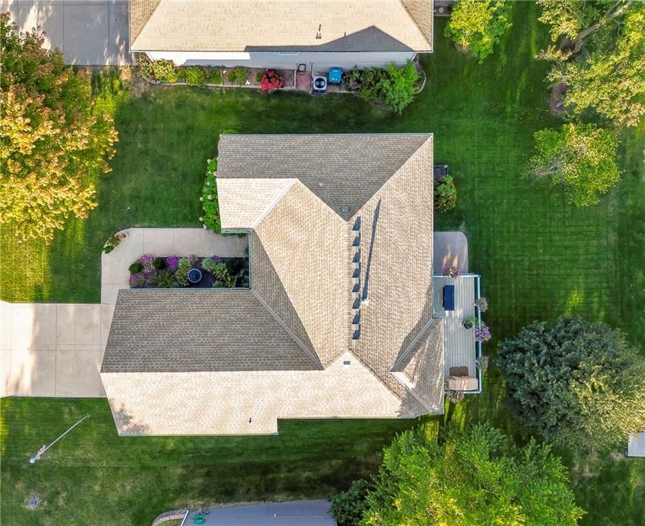 809 NW Poplar Court — photo 33