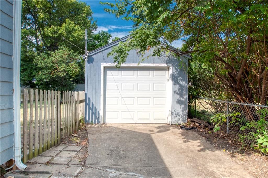 7544 Summit Street — photo 26