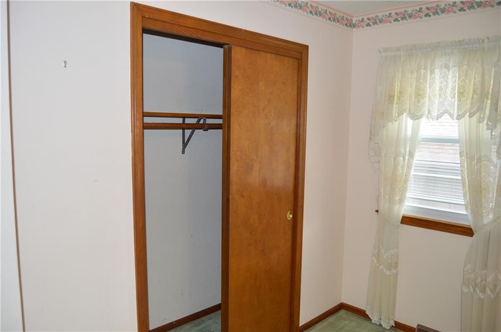 8912 N Grand Avenue — photo 21