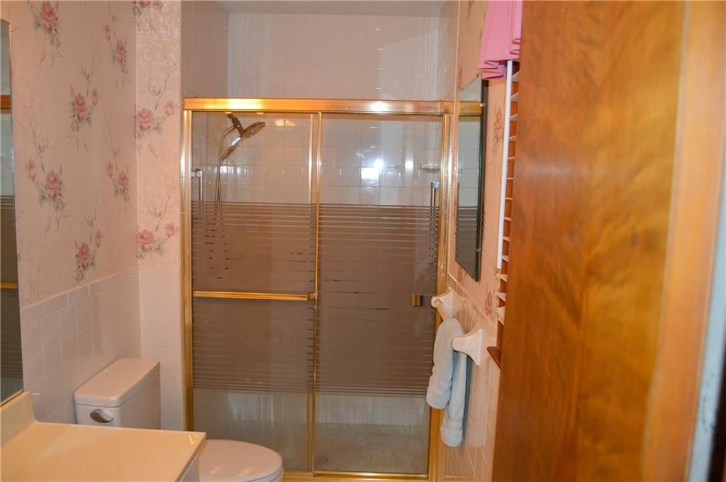 8912 N Grand Avenue — photo 24