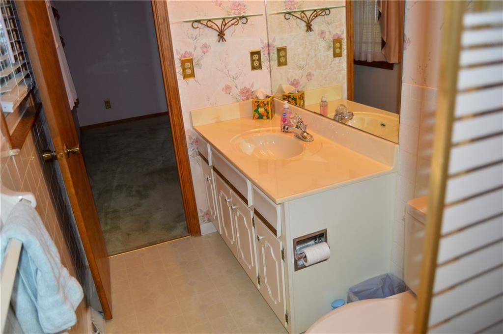 8912 N Grand Avenue — photo 26