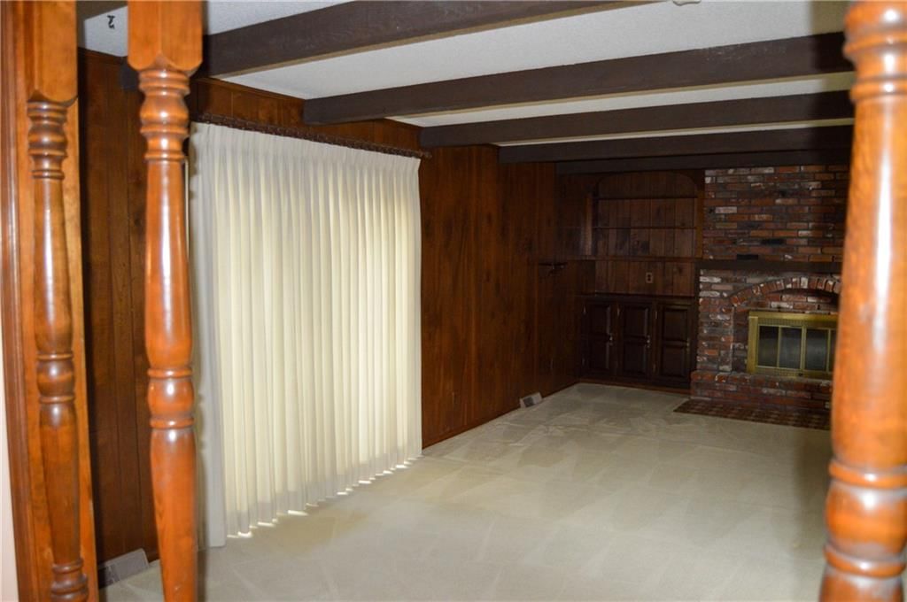 8912 N Grand Avenue — photo 6