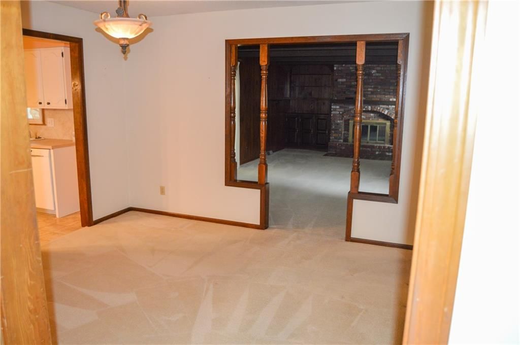 8912 N Grand Avenue — photo 8