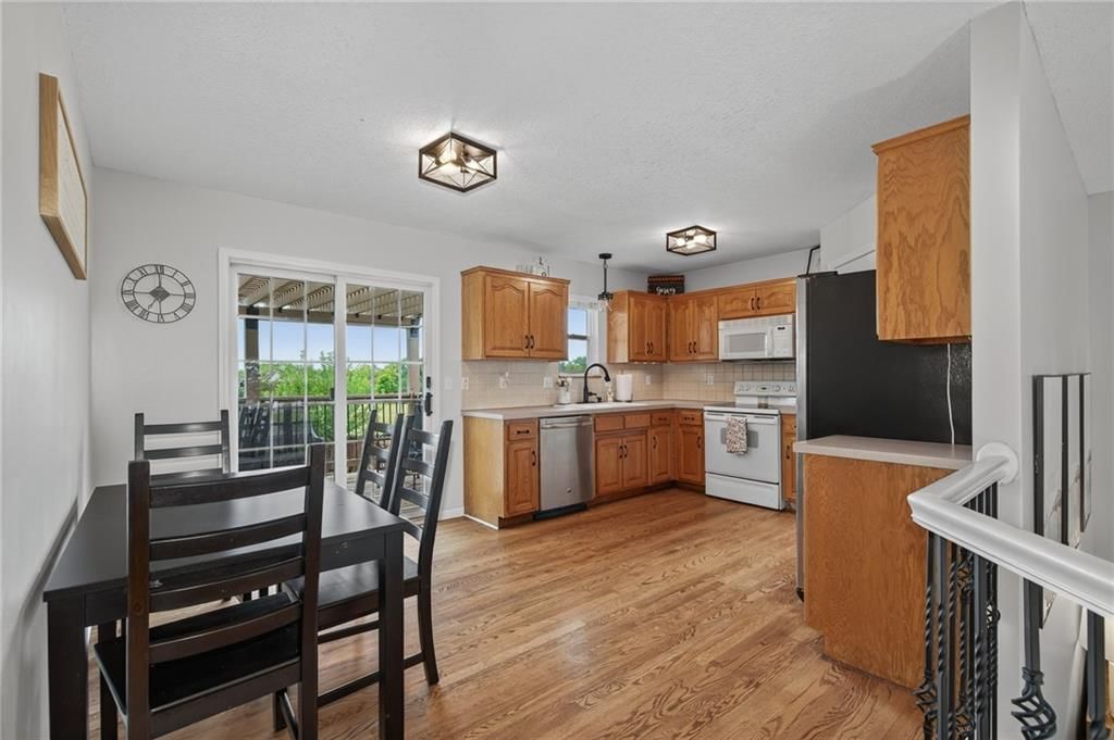 16240 S Curtis Street — photo 15
