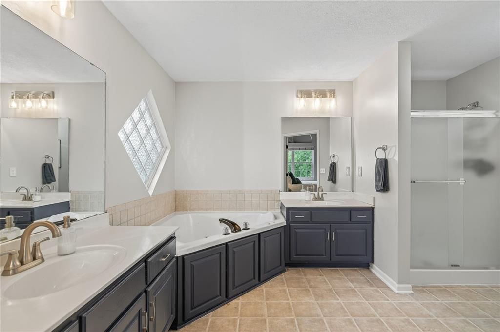 16240 S Curtis Street — photo 32