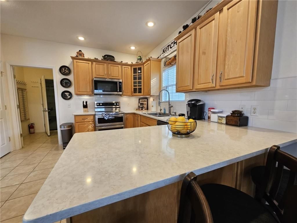 528 West End Circle — photo 15
