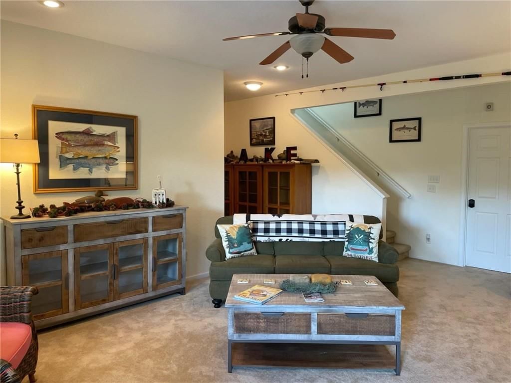 528 West End Circle — photo 38