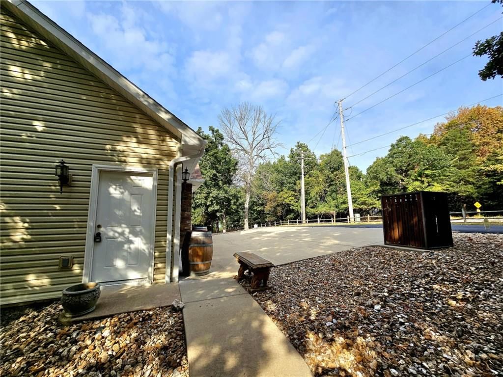 528 West End Circle — photo 49