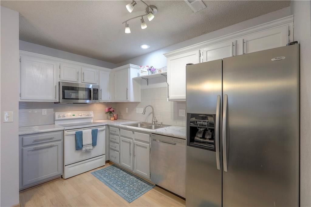 1407 SE Norwood Drive — photo 4