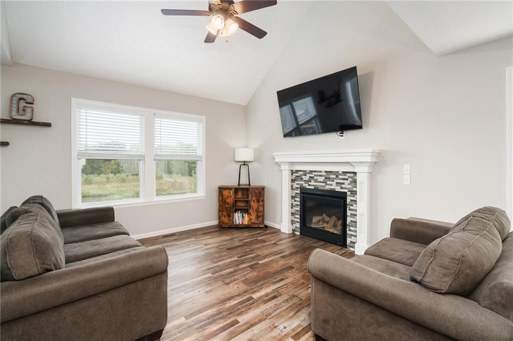 3221 Atchison Avenue — photo 2