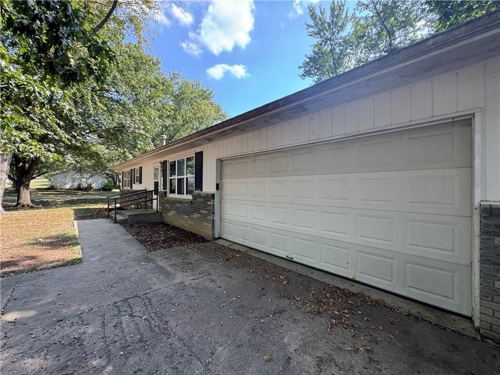 603 Warren Street — photo 15