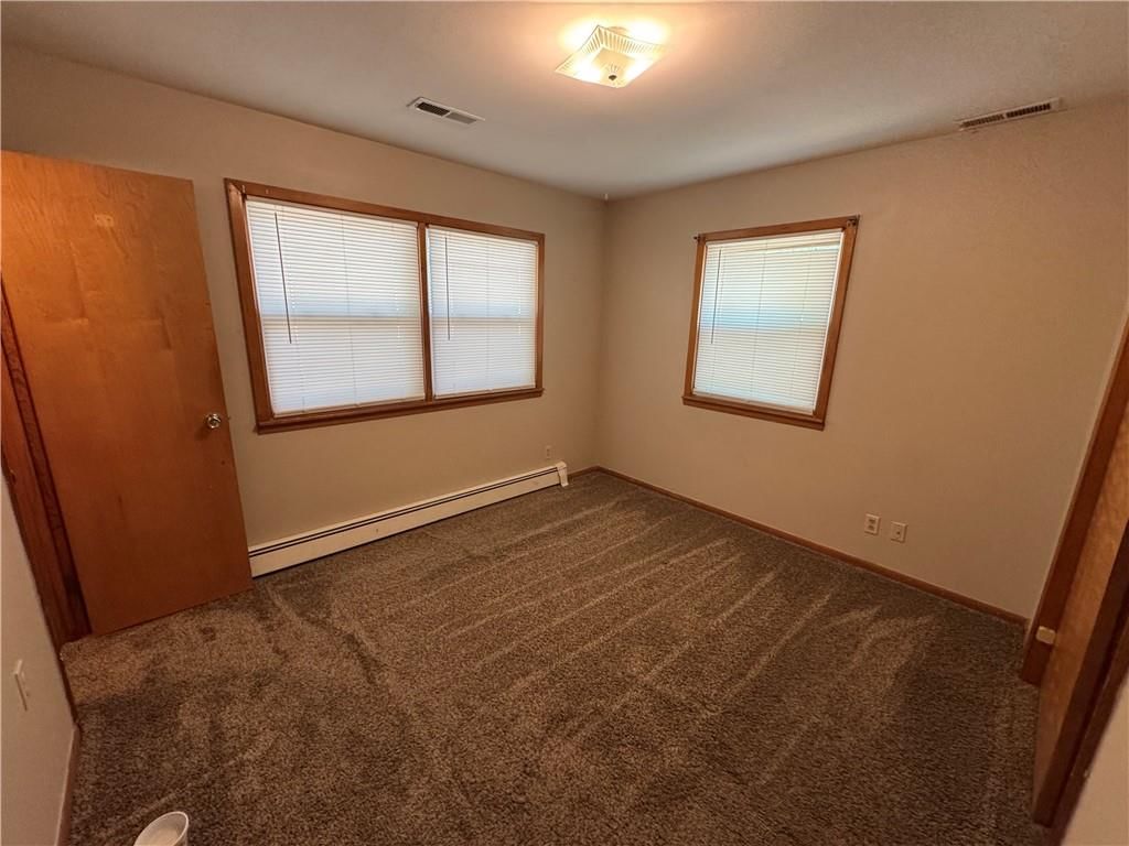 603 Warren Street — photo 36