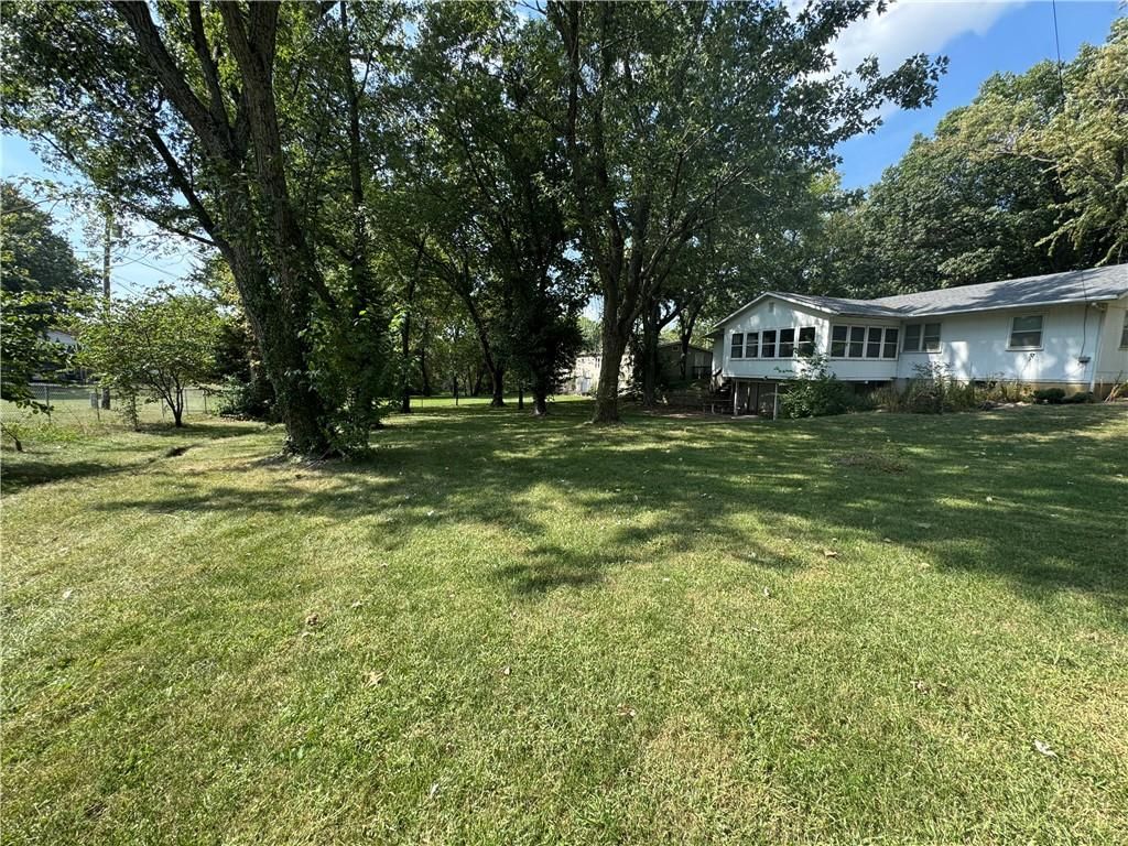 603 Warren Street — photo 8