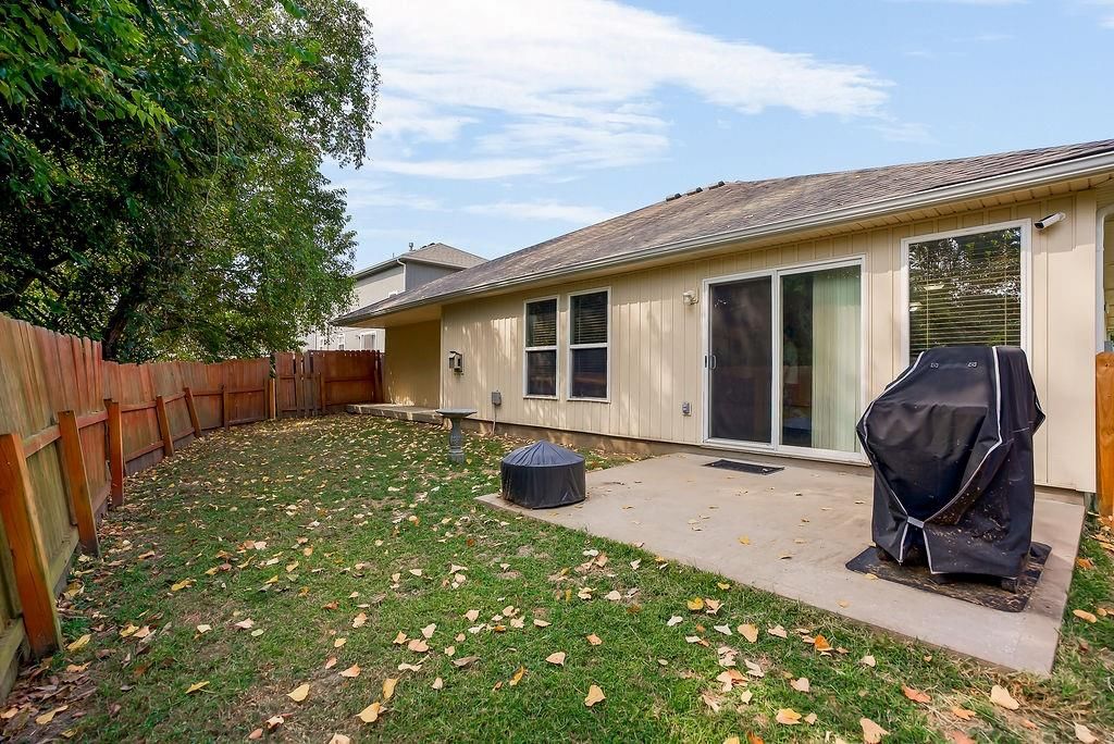 501 SW Creek Ridge Drive — photo 28