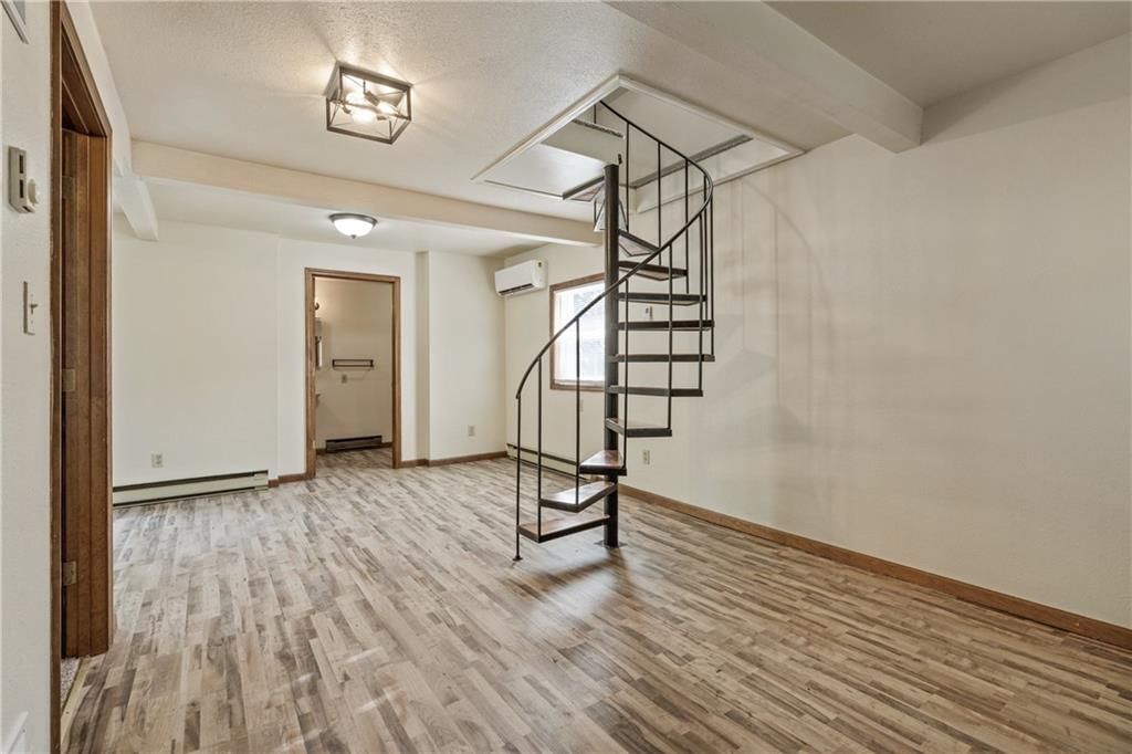 307 N Bradley Street — photo 19