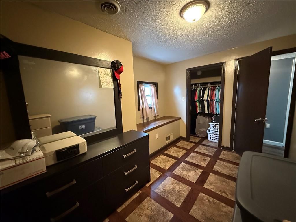 1612 Commercial Street — photo 16