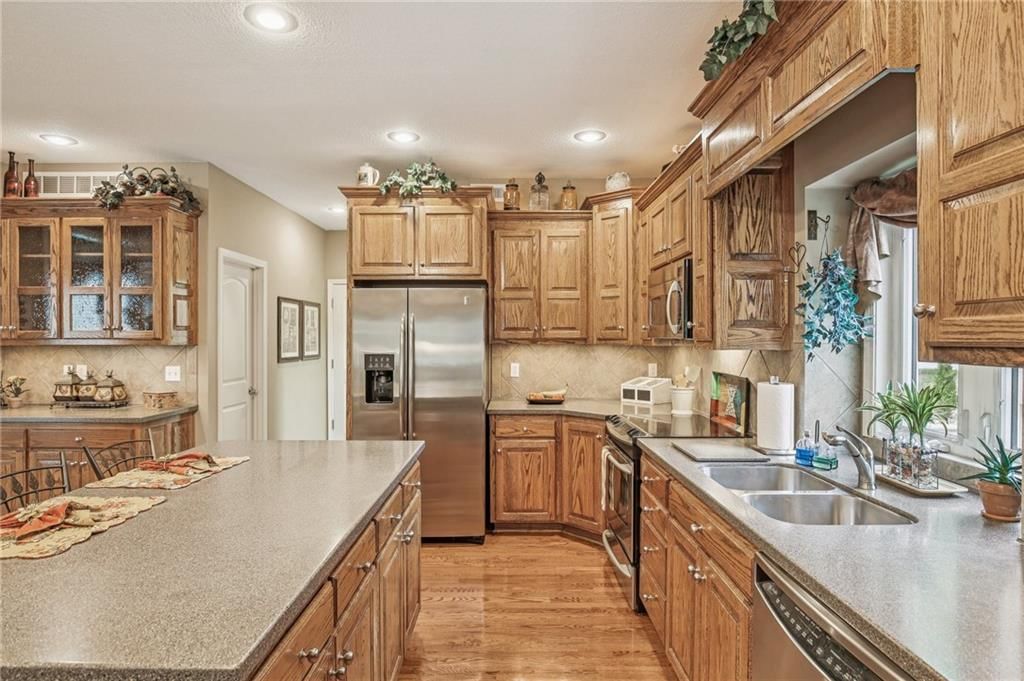4806 Grove Street — photo 14