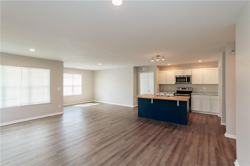 10717 E 46th Terrace — photo 14