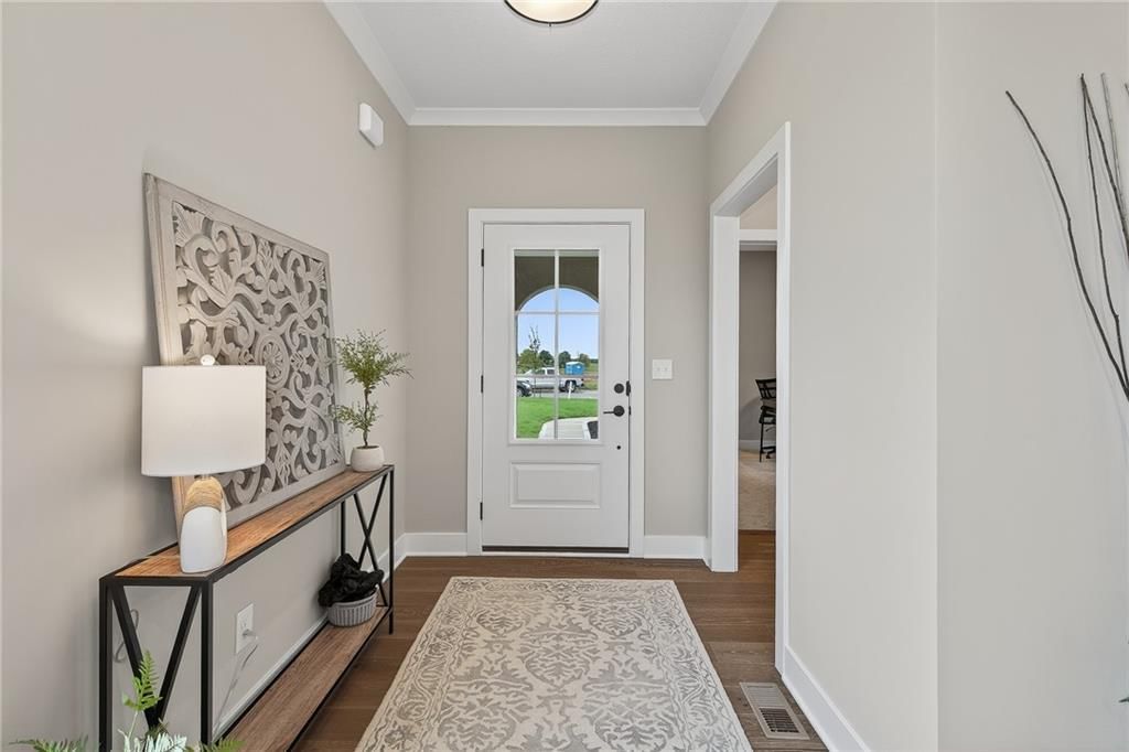 8217 Aurora Street — photo 10