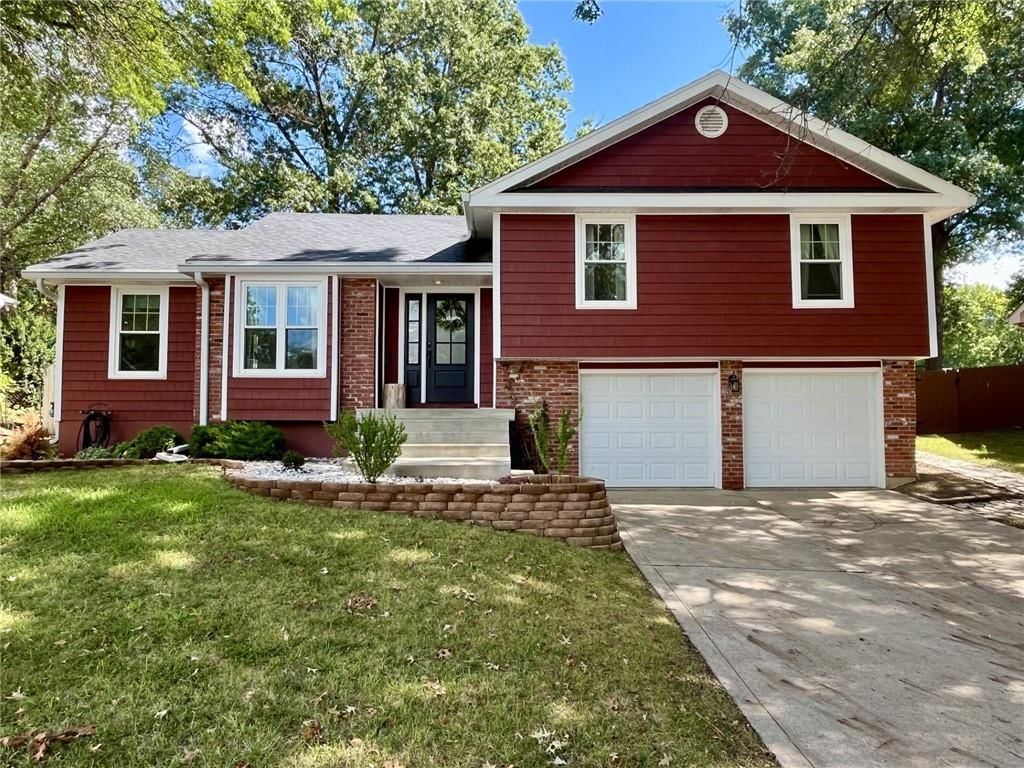 1105 Bristol Way, Liberty, MO