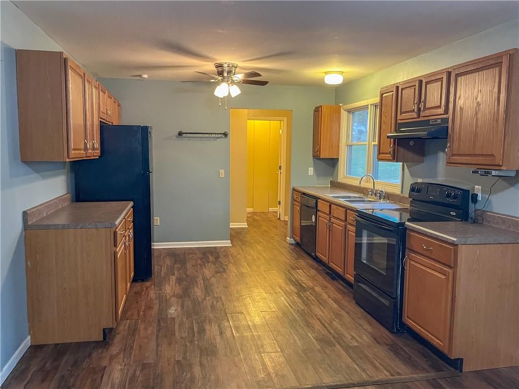 805 E Hazelwood Street — photo 9