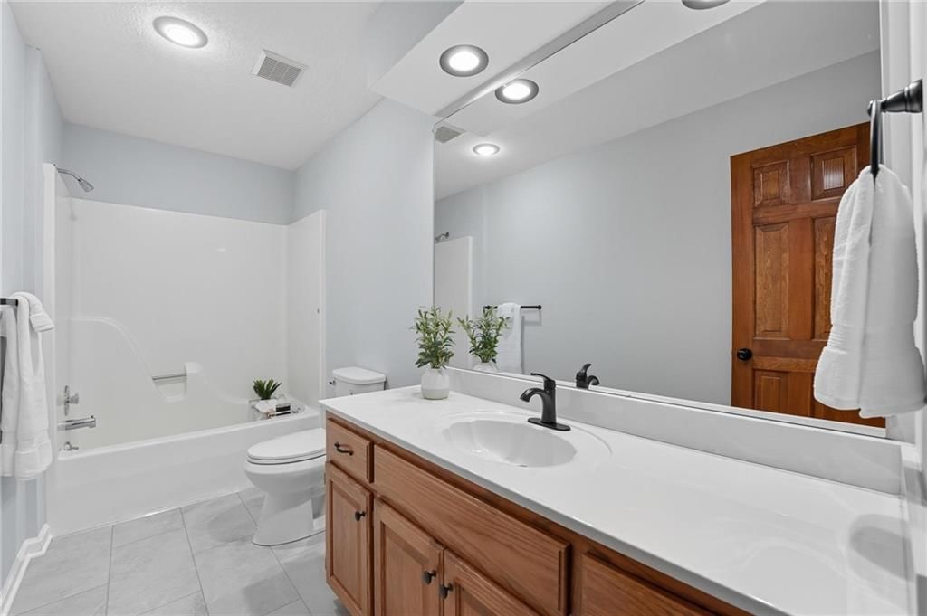 1016 NE Remington Court — photo 21