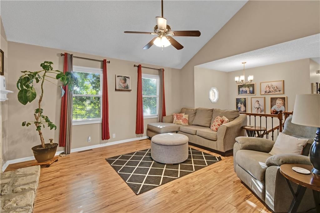 812 S Cedar Street — photo 12