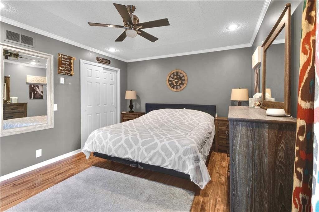 812 S Cedar Street — photo 18