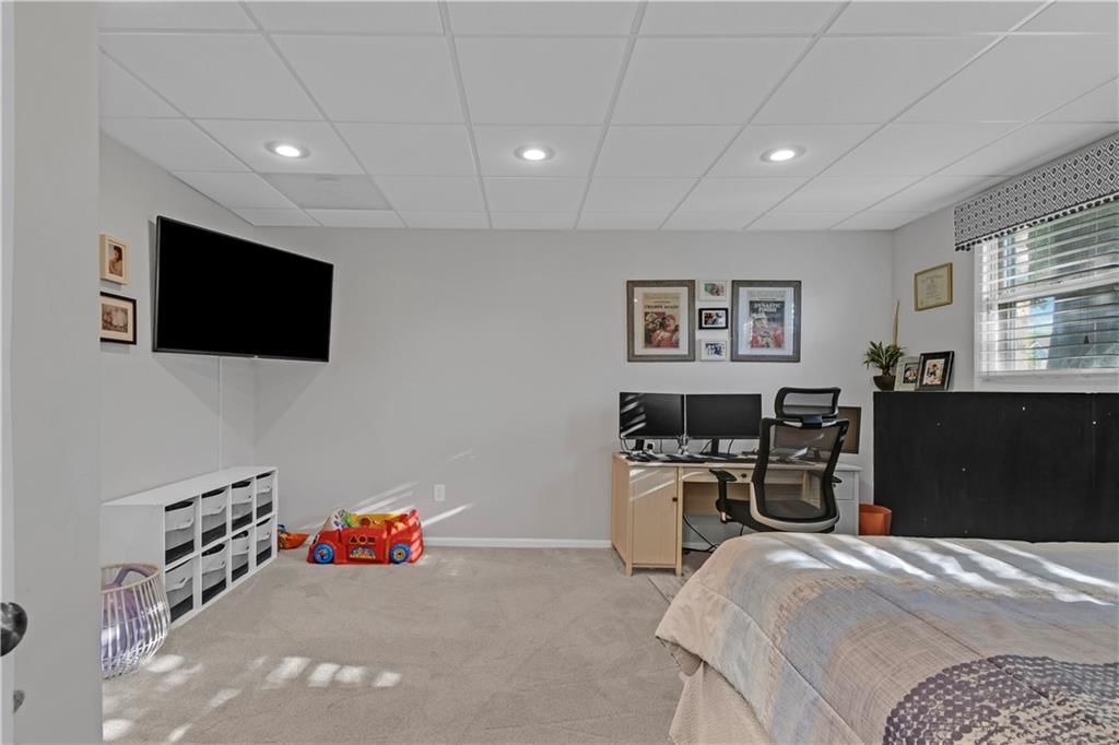 812 S Cedar Street — photo 25