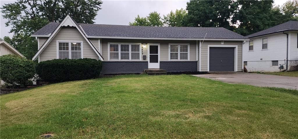 8417 W 91st Street, Overland Park, KS