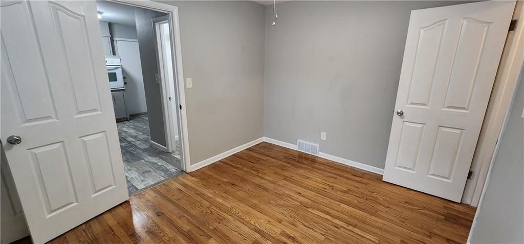 8417 W 91st Street — photo 20