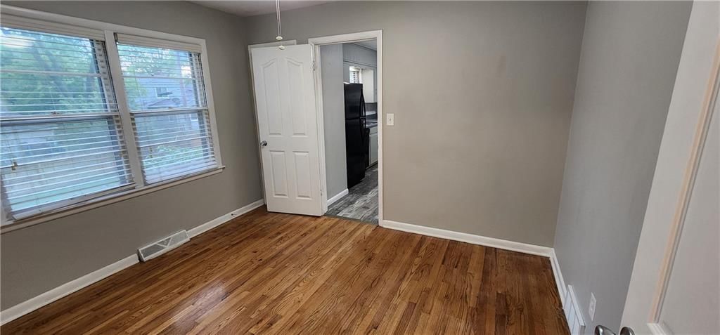 8417 W 91st Street — photo 21