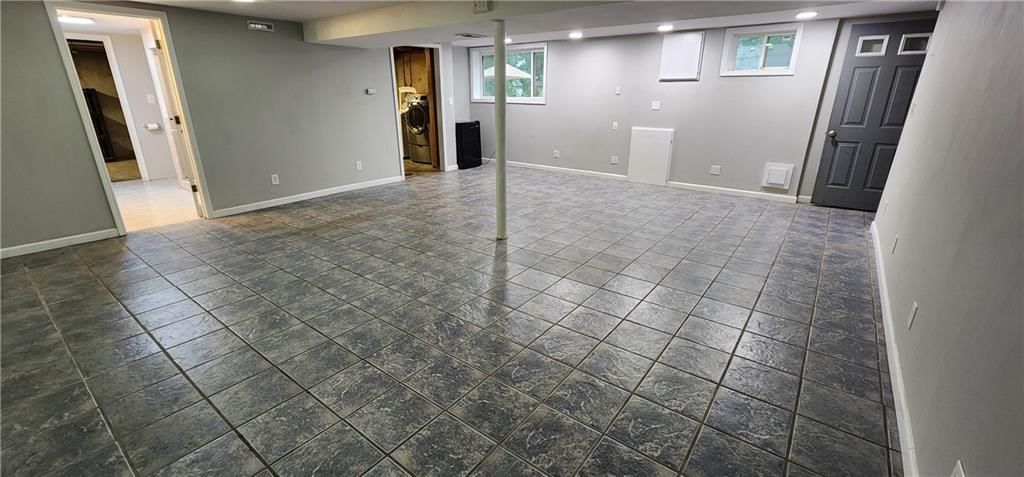 8417 W 91st Street — photo 25