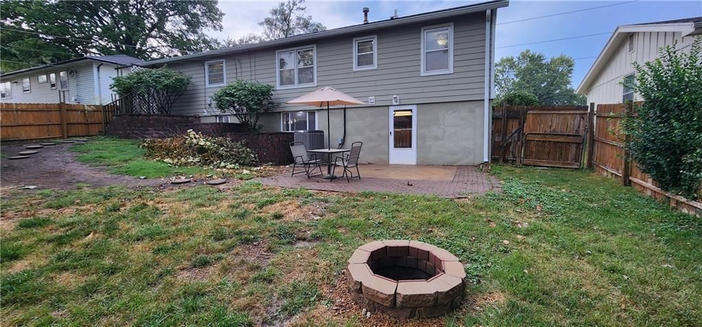 8417 W 91st Street — photo 30