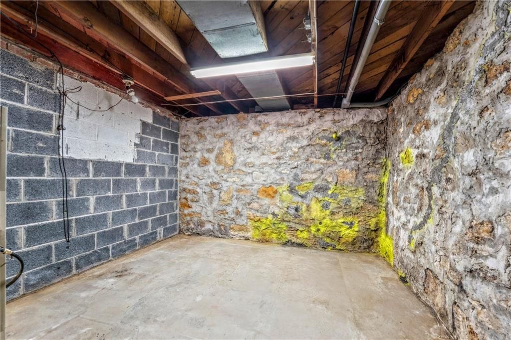 47 N 77th Street — photo 18