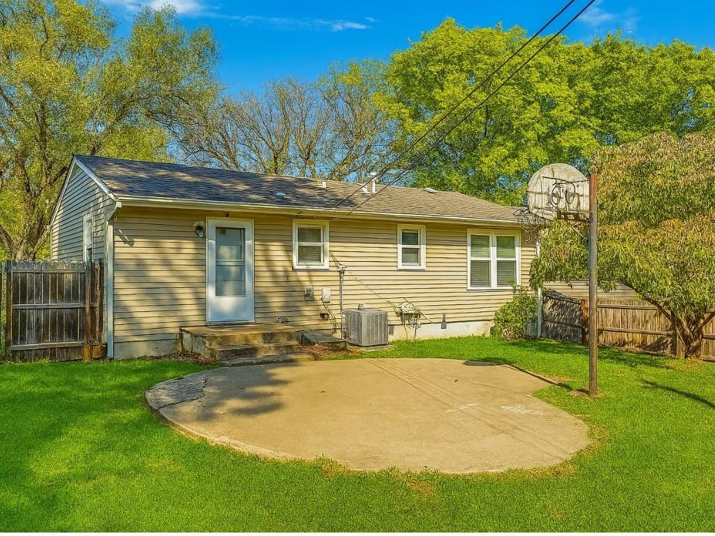 5111 NE 39th Street — photo 30