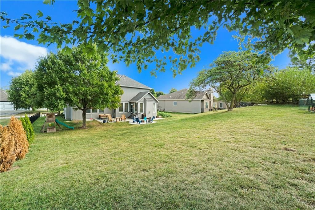 3118 N 128th Street — photo 45