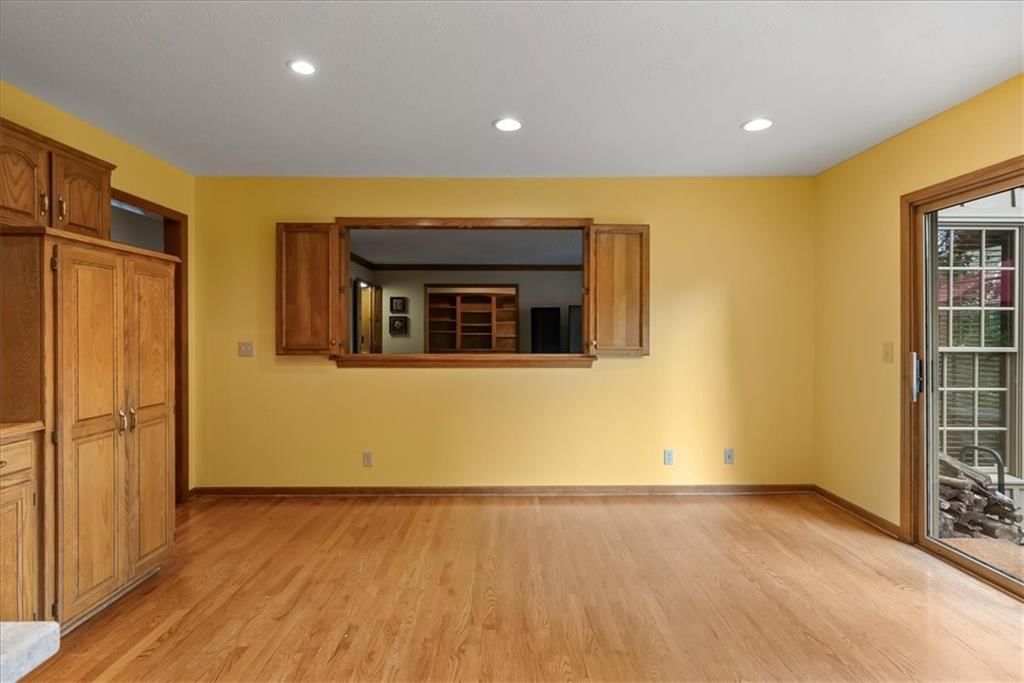 2401 W 123rd Terrace — photo 18