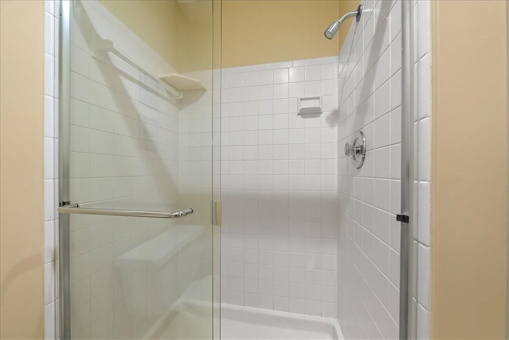 2401 W 123rd Terrace — photo 26