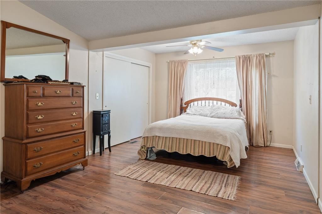 614 Town and Country Lane — photo 17