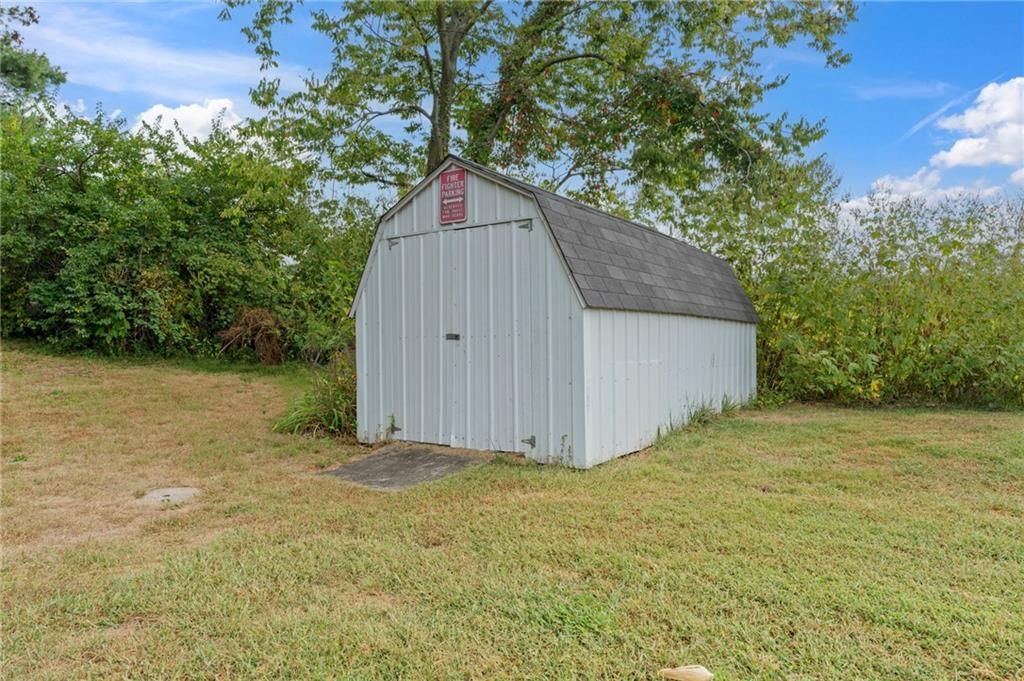 614 Town and Country Lane — photo 33