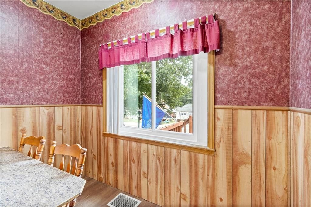 102 Rea Street — photo 10