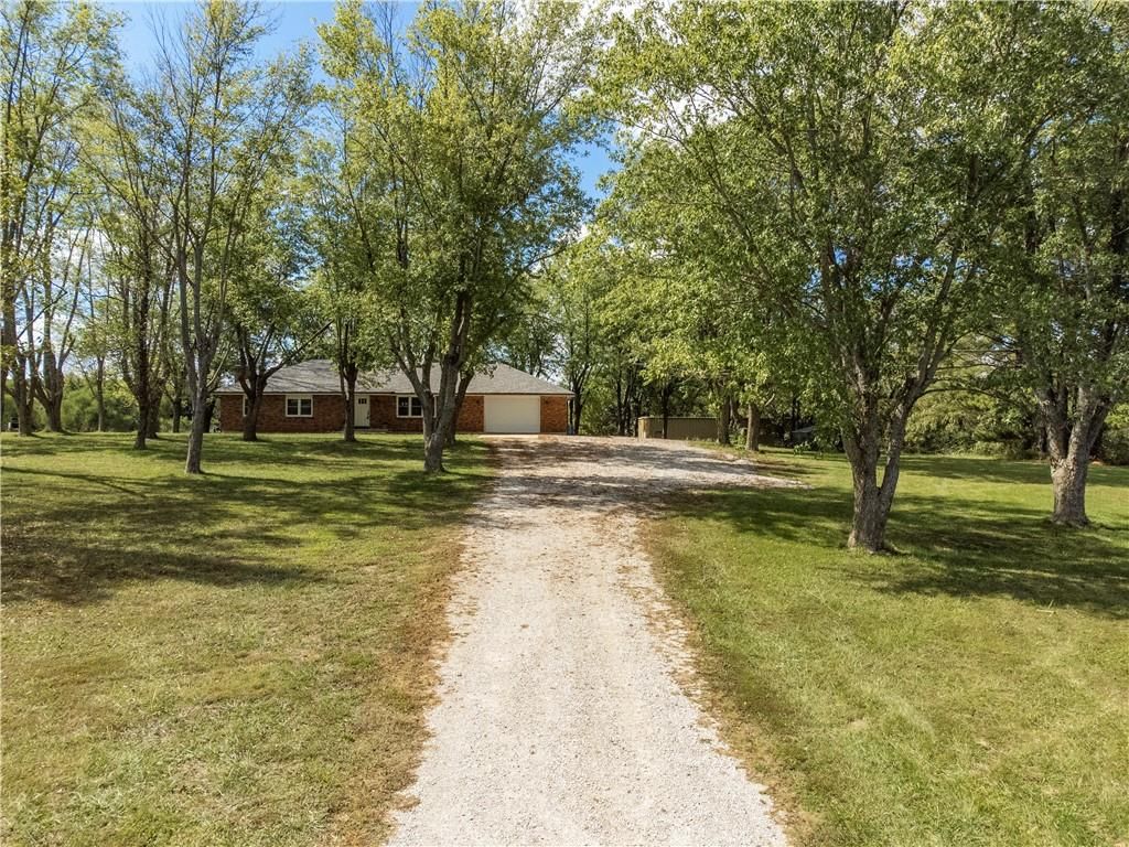 1715 Dade School Road — photo 41