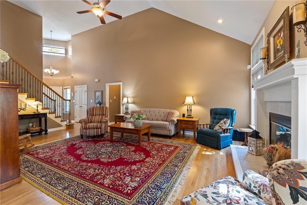 Photo 10 of 40 - 4120 SW FLINTROCK Drive
