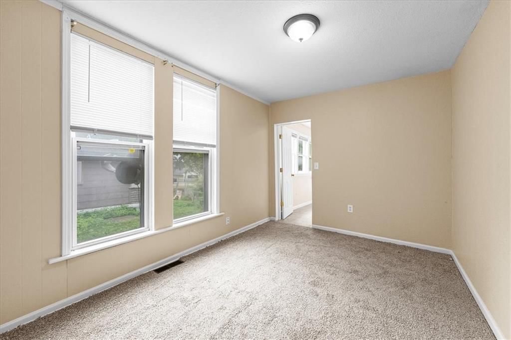 912 N Main Street — photo 14