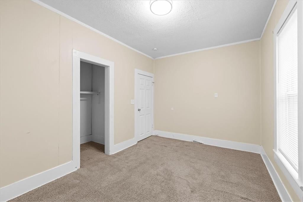 912 N Main Street — photo 30