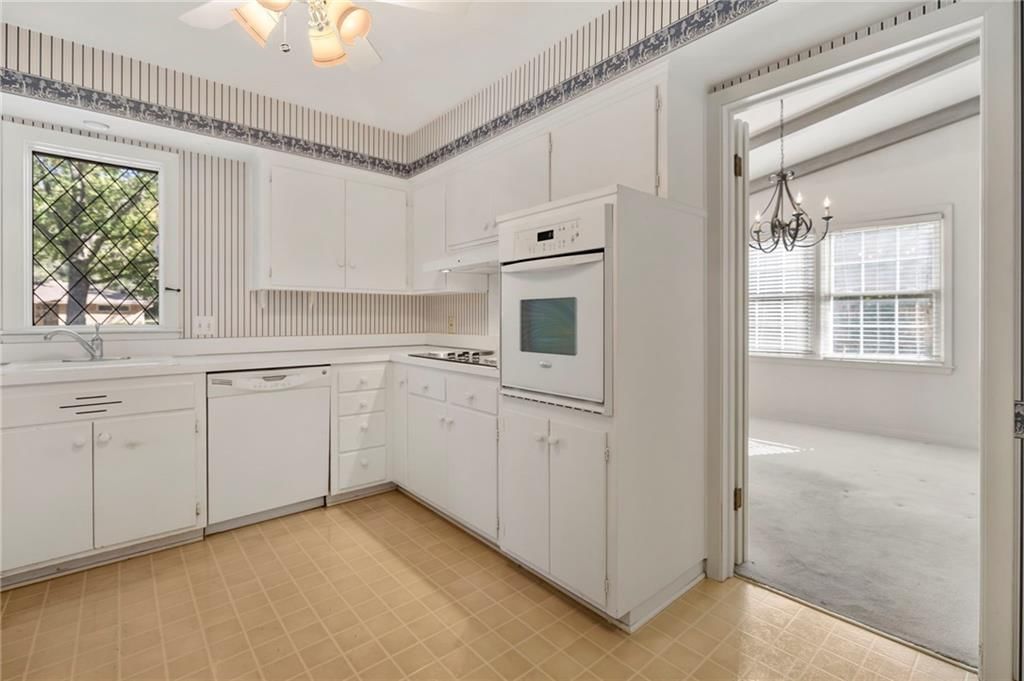 7844 Tomahawk Road — photo 10